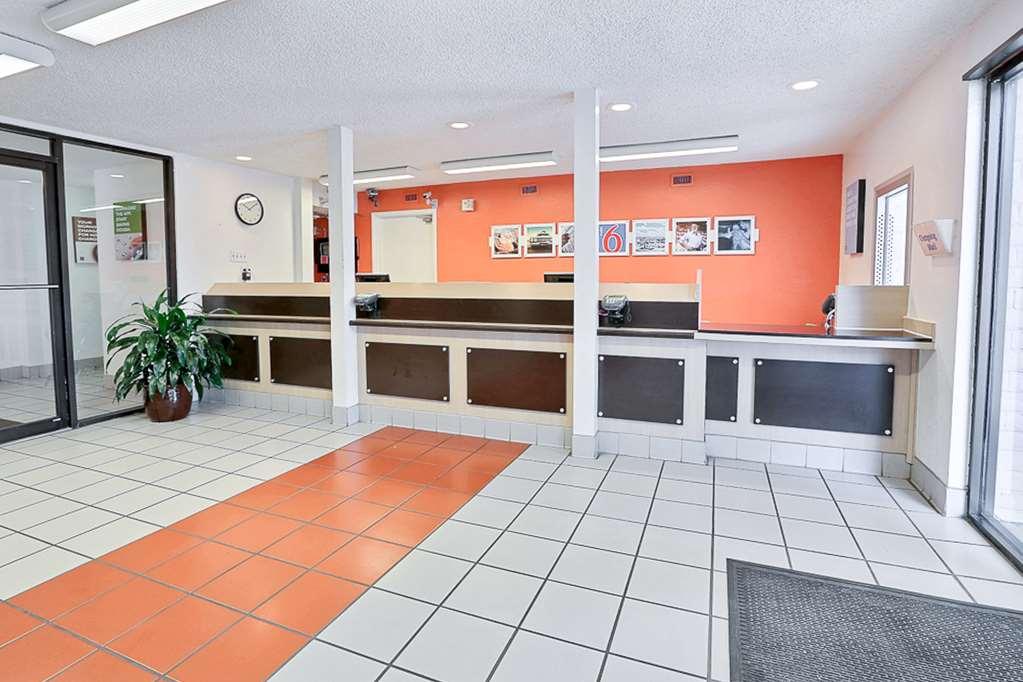 Motel 6-Addison, Tx - Dallas Interiør billede